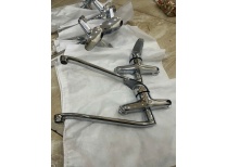 Vòi rửa chén bát gắn tường nóng lạnh giá rẻ Tphcm