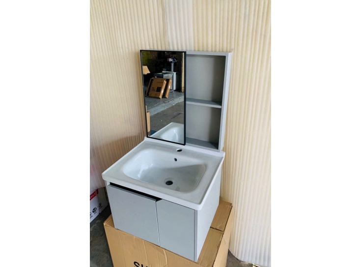 Combo trọn bộ TBVS Phòng Tắm có tủ Labo treo tường 